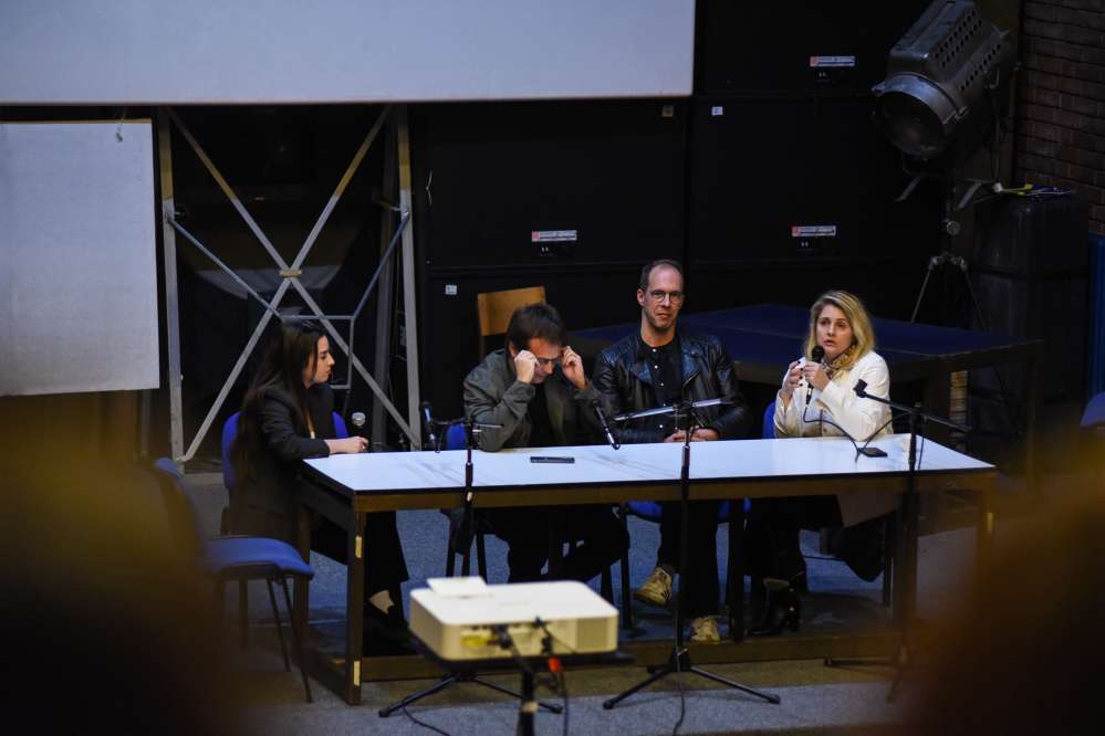 27.2. Filmovi  „Radnička klasa ide u pakao“ i  „Samo kad se smejem“ na FDU