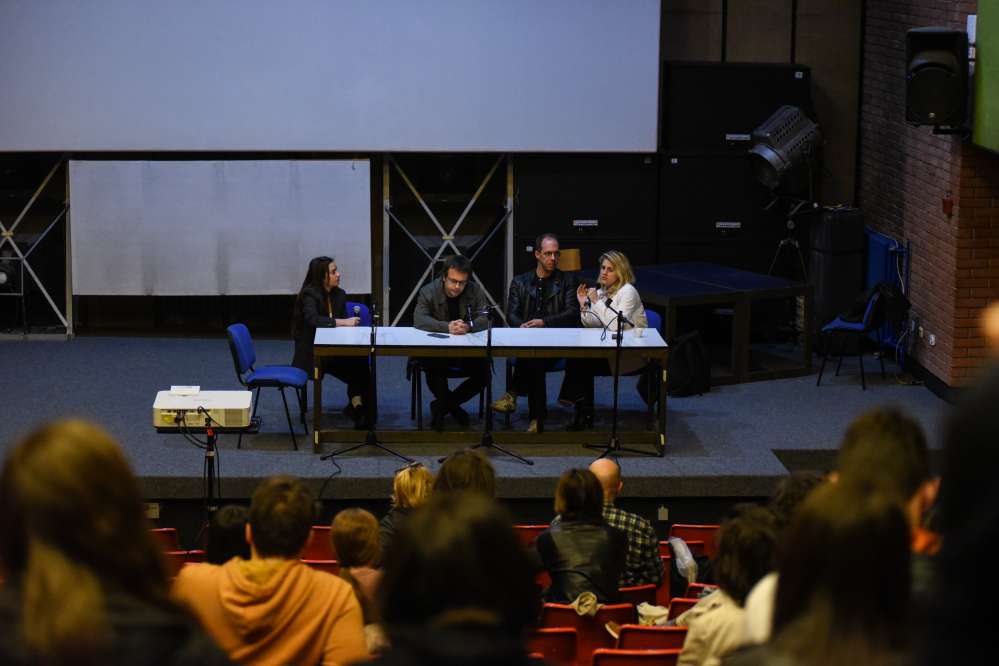 27.2. Filmovi  „Radnička klasa ide u pakao“ i  „Samo kad se smejem“ na FDU