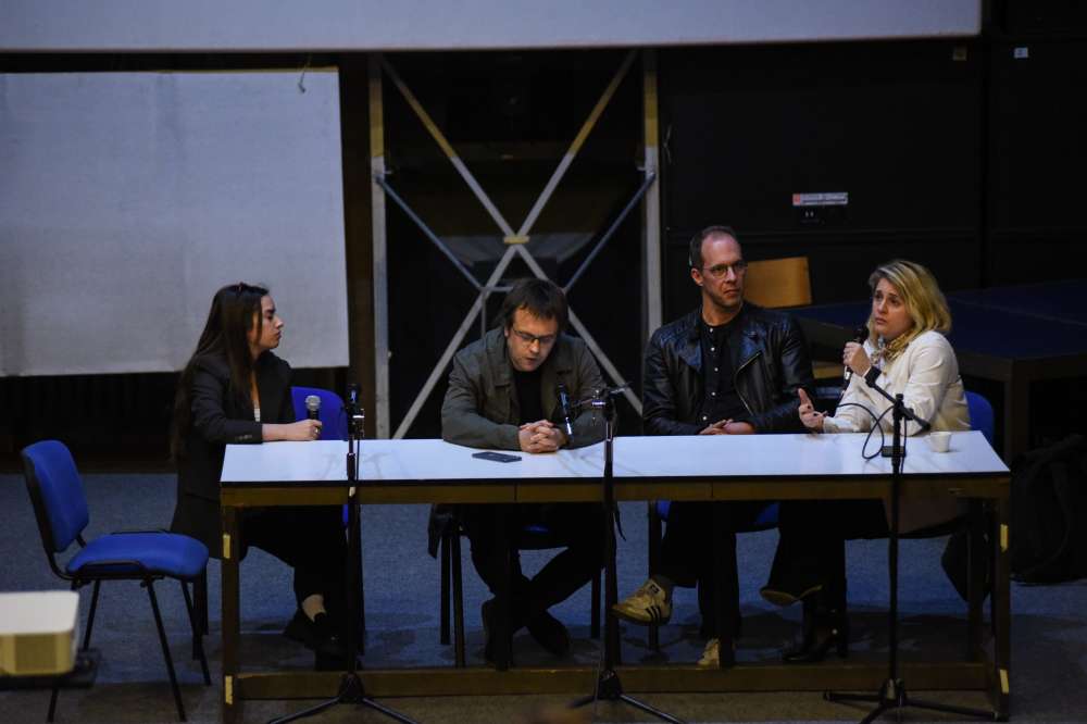 27.2. Filmovi  „Radnička klasa ide u pakao“ i  „Samo kad se smejem“ na FDU