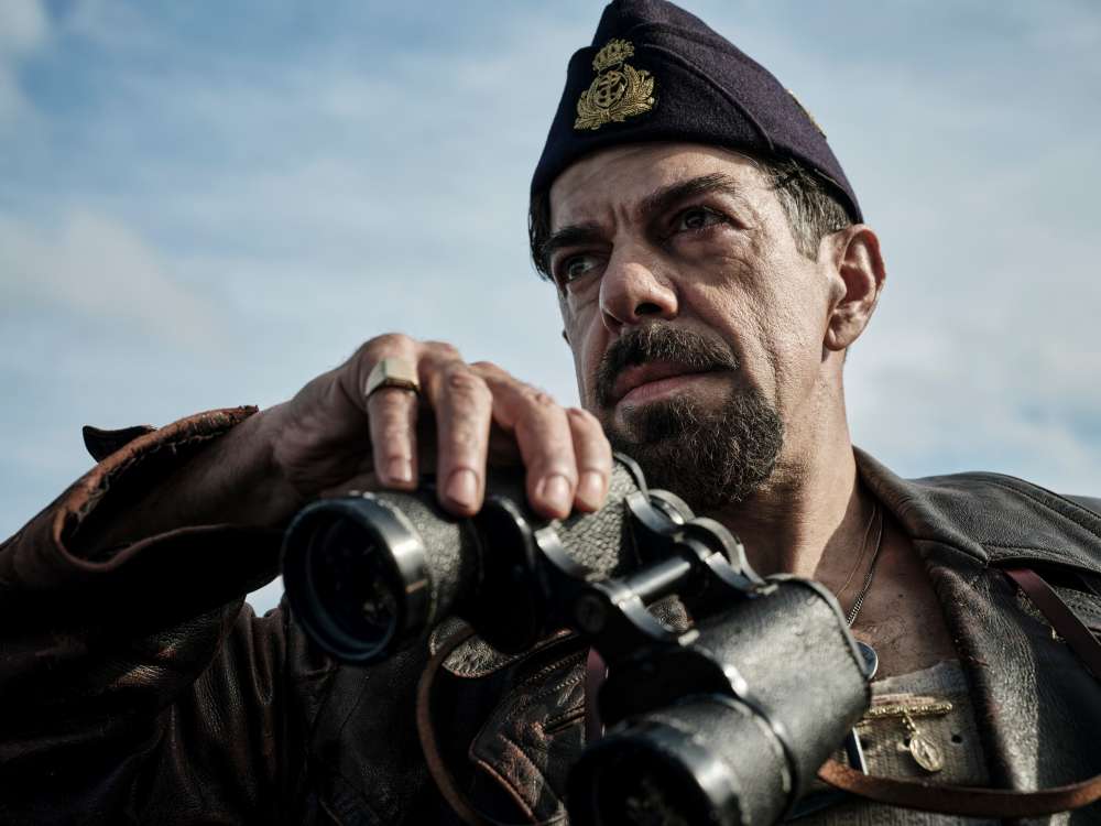 COMANDANTE